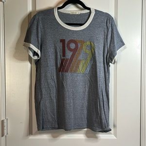 MARINE LAYER WOMENS TEE, NO WEAR OR TEAR, SIZE XL